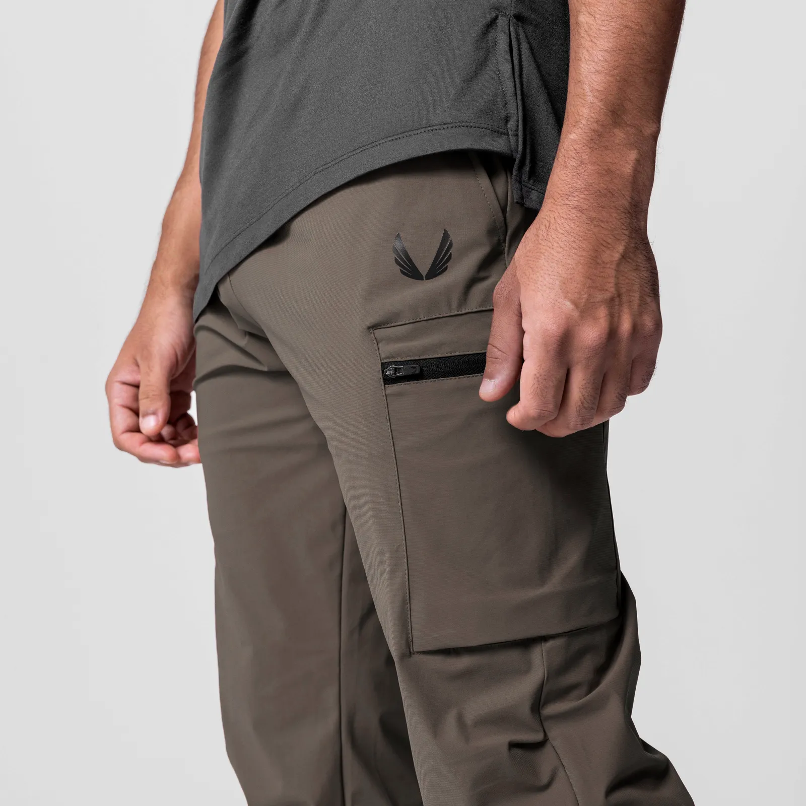 0656. Tetra-Lite™ Standard Zip Jogger - Deep Taupe