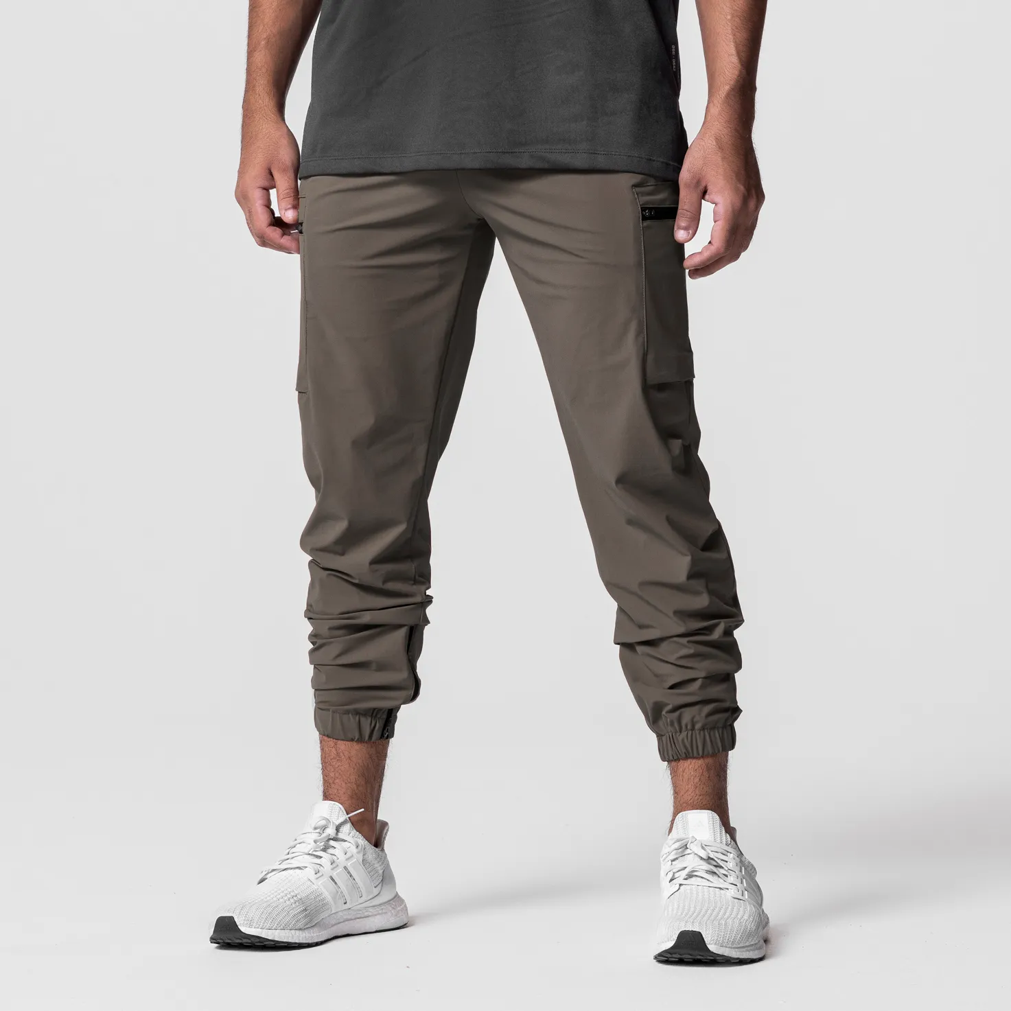 0656. Tetra-Lite™ Standard Zip Jogger - Deep Taupe