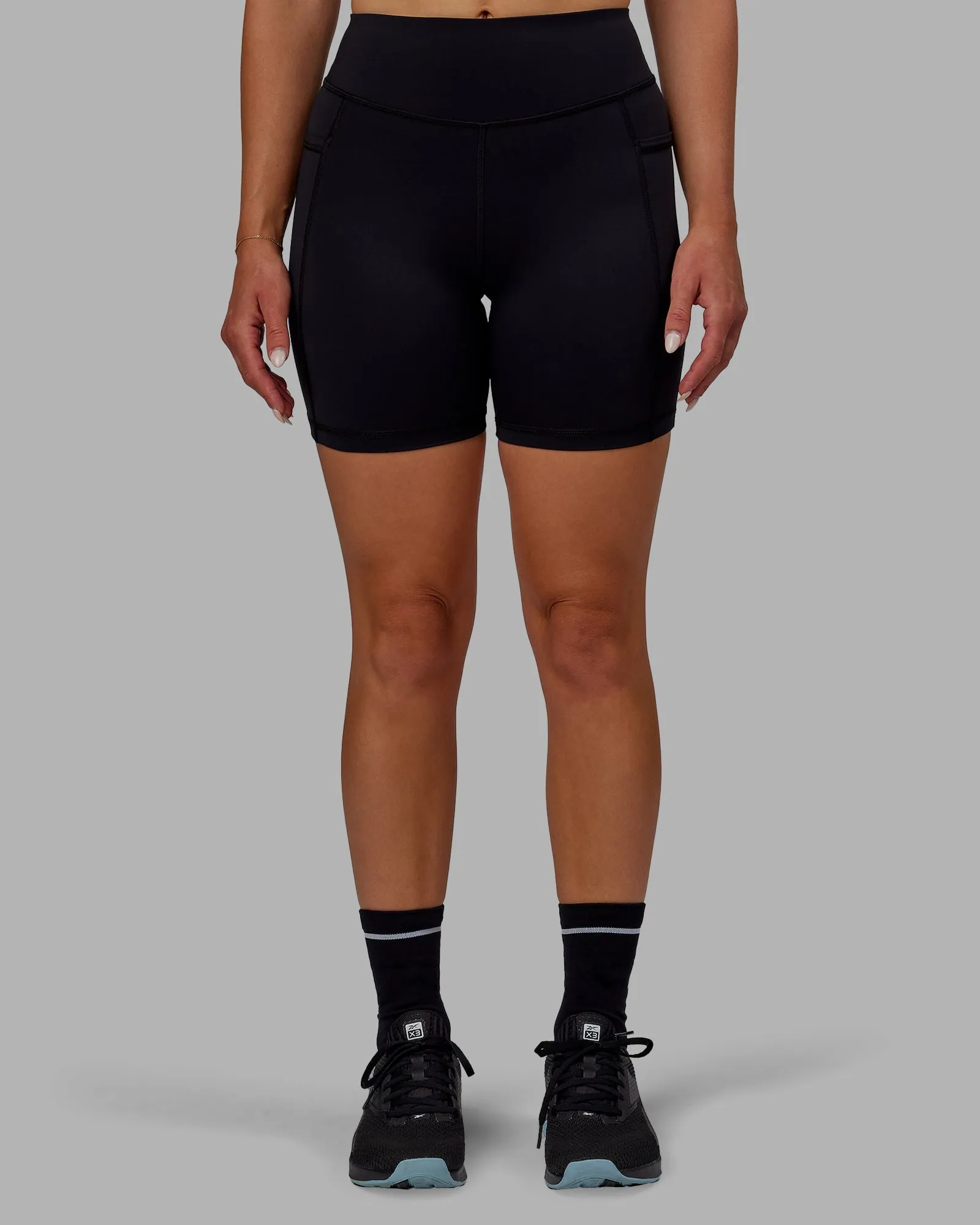 Elite Mid-Length Shorts - Black