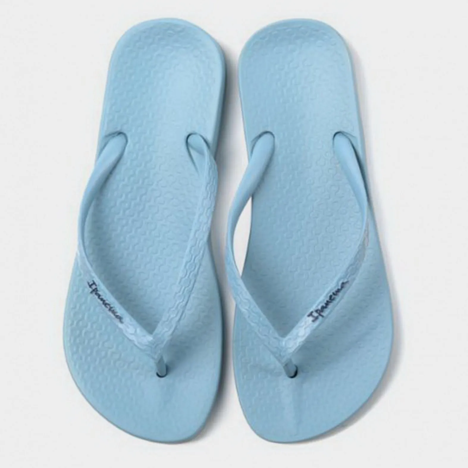 Ipanema Women’s ANA Flip Flop in Light Blue