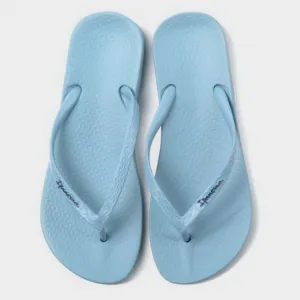 Ipanema Women’s ANA Flip Flop in Light Blue