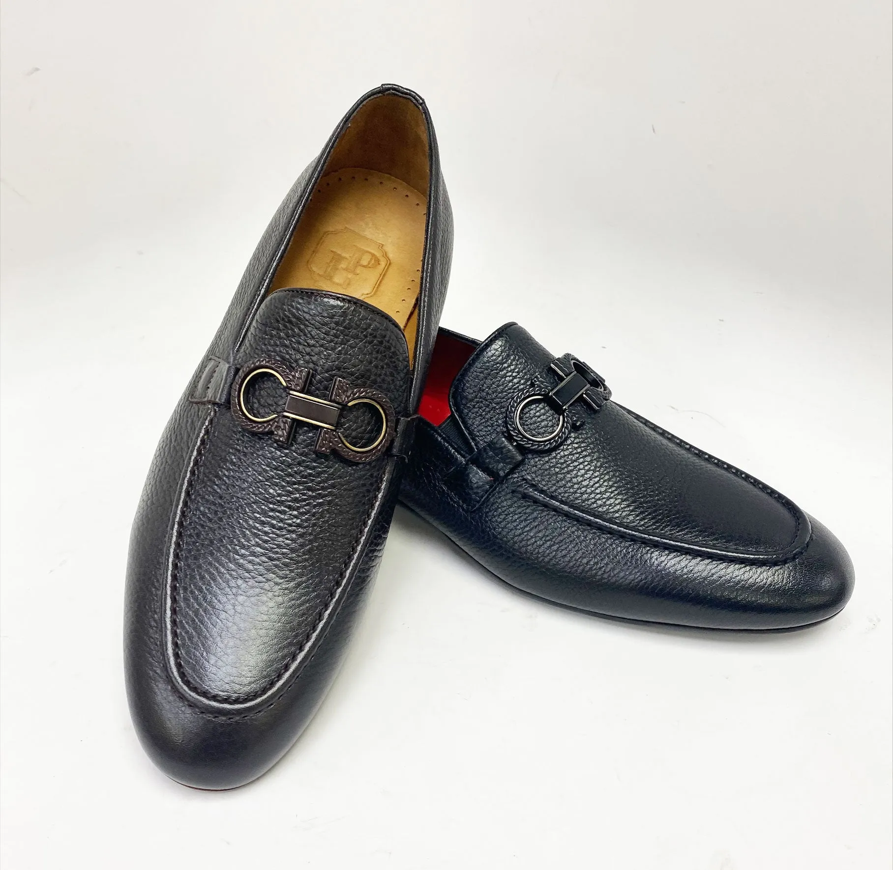 Pelle Pebbled Leather Loafer Black